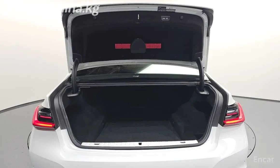 BMW 7 серии VI (G11/G12) Рестайлинг фото номер 3