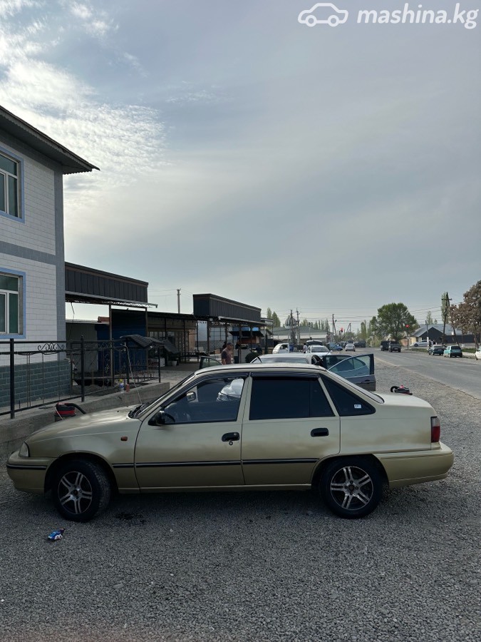Daewoo Nexia I фото номер 1