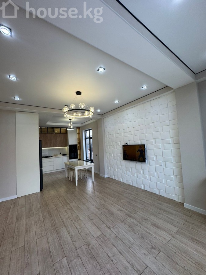 Дом, 5-комн., 290 м2 фото номер 2