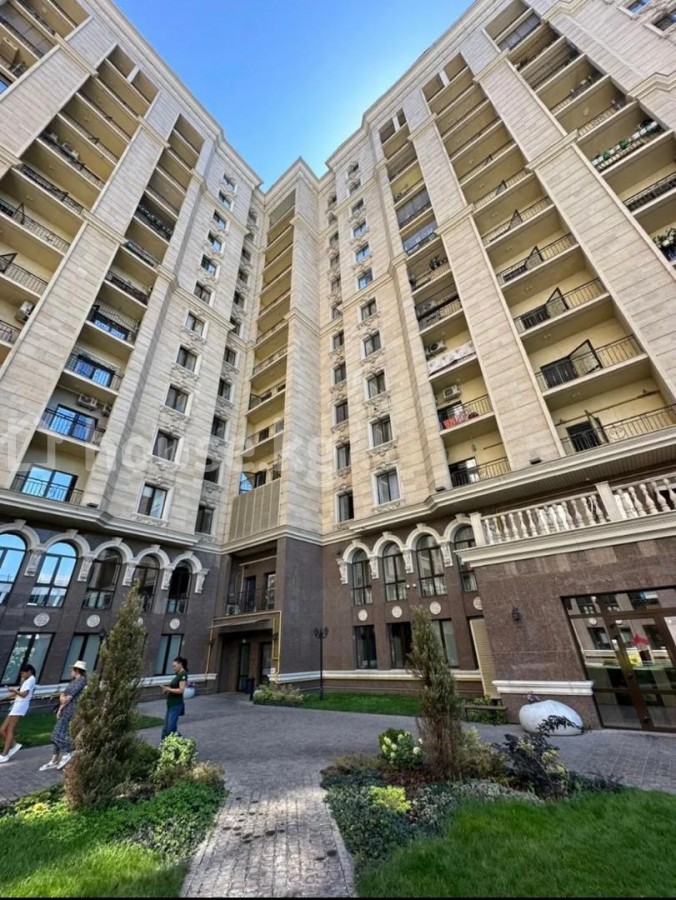 3-комн. кв., 128 м2