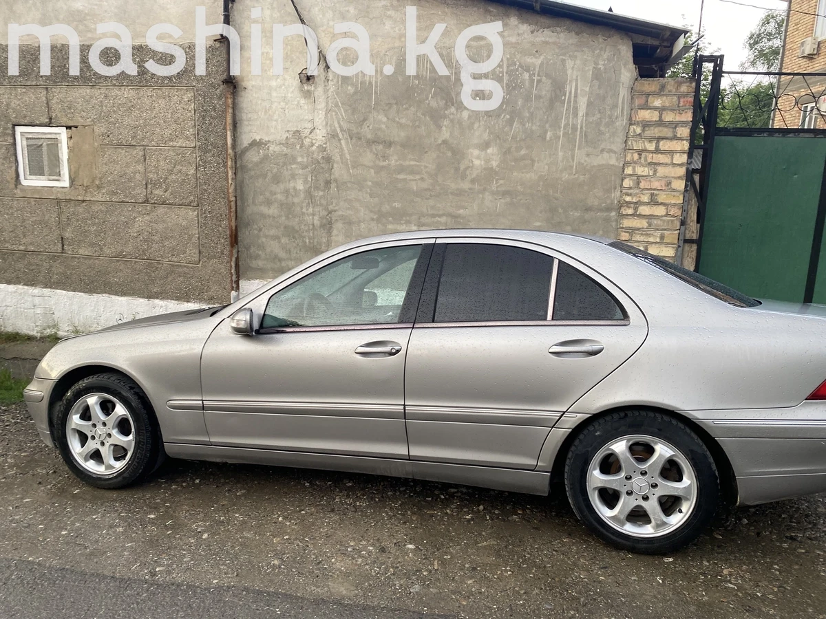 Продажа Mercedes-Benz C-Класс II (W203) 2003 фото номер 10