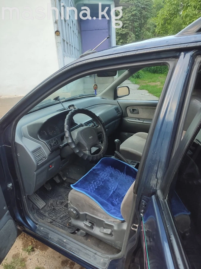 Продажа Mitsubishi Space Wagon II 1995 фото номер 11