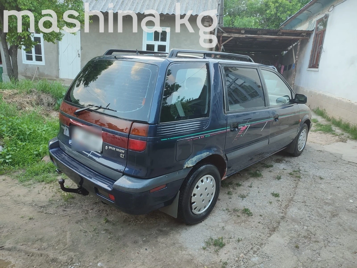 Продажа Mitsubishi Space Wagon II 1995 фото номер 6
