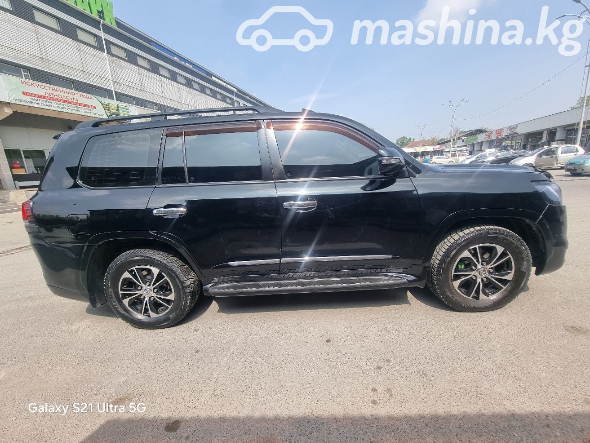 Toyota Land Cruiser 200 Series фото номер 3
