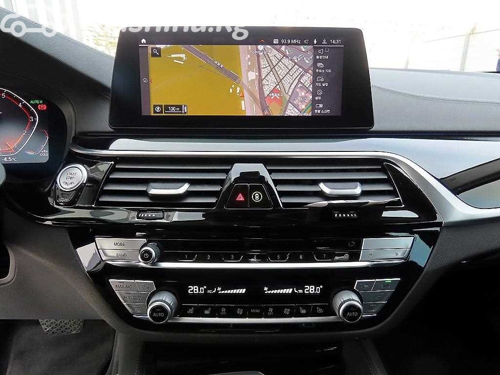 BMW 5 серии VII (G30/G31) фото номер 12