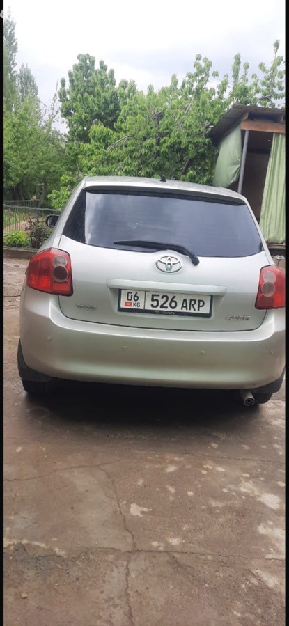 Toyota Auris I фото номер 6