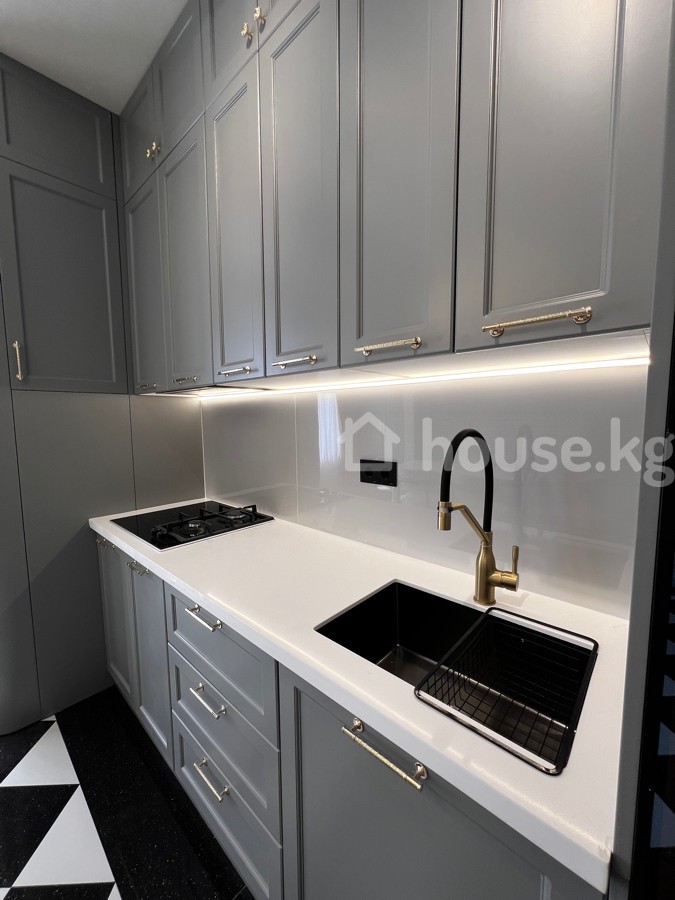 2-комн. кв., 80 м2 фото номер 4