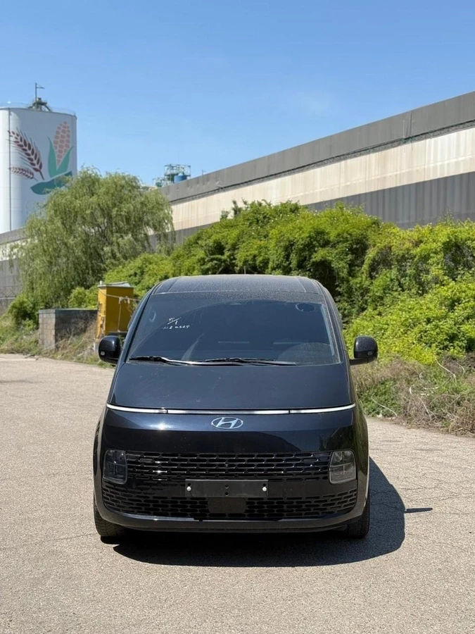 Продажа Hyundai Staria 2021