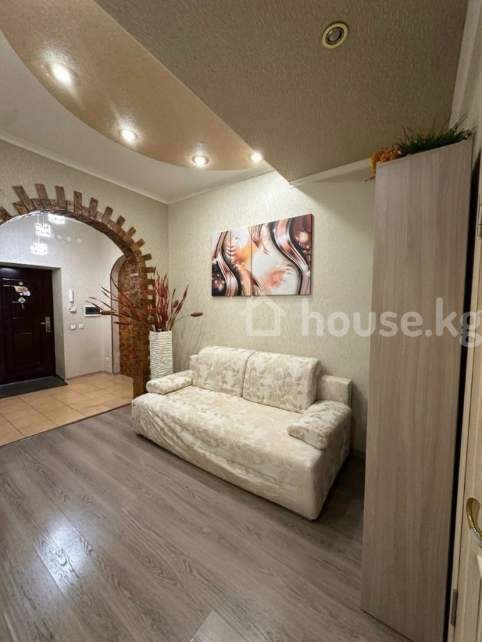2-комн. кв., 95 м2 фото номер 2