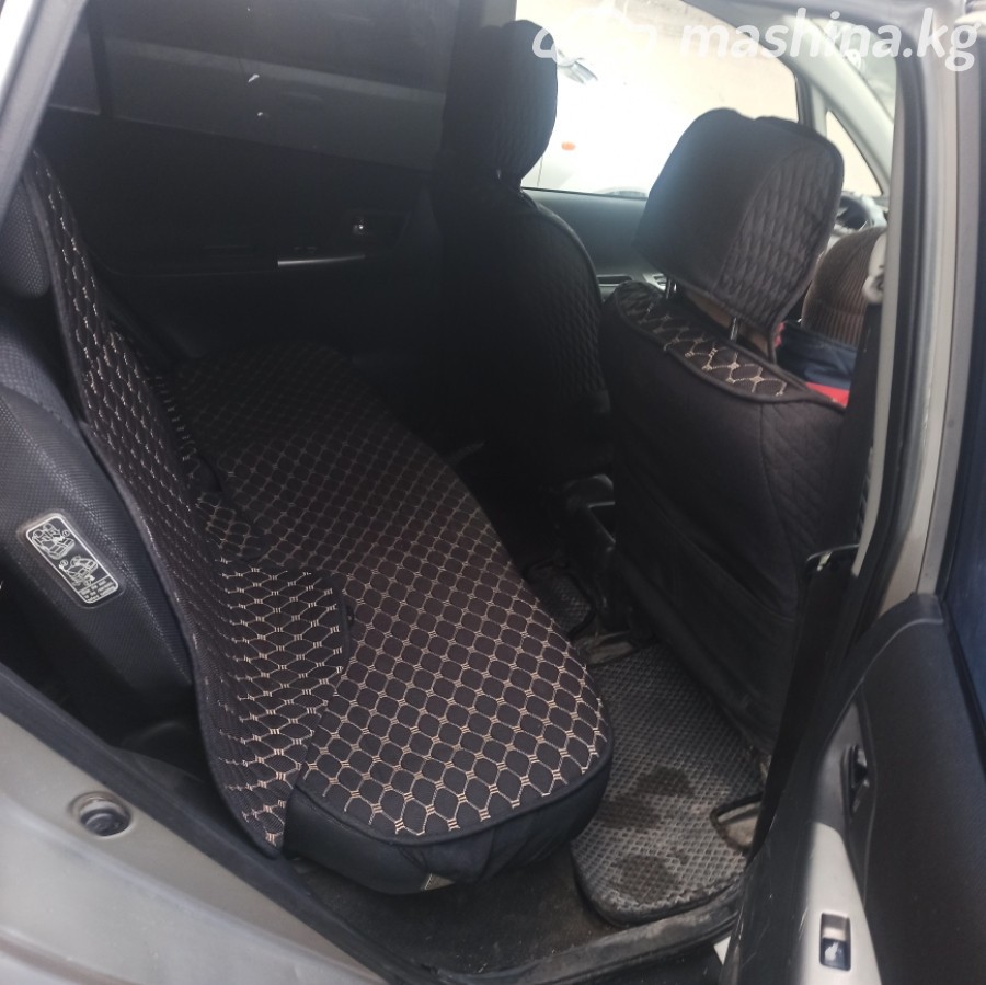 Toyota Corolla Verso I фото номер 4