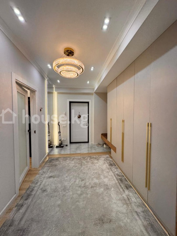 2-комн. кв., 77 м2 фото номер 3