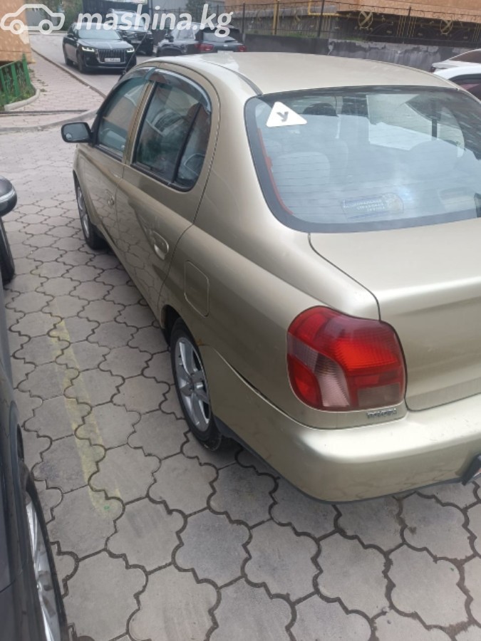Toyota Echo фото номер 8