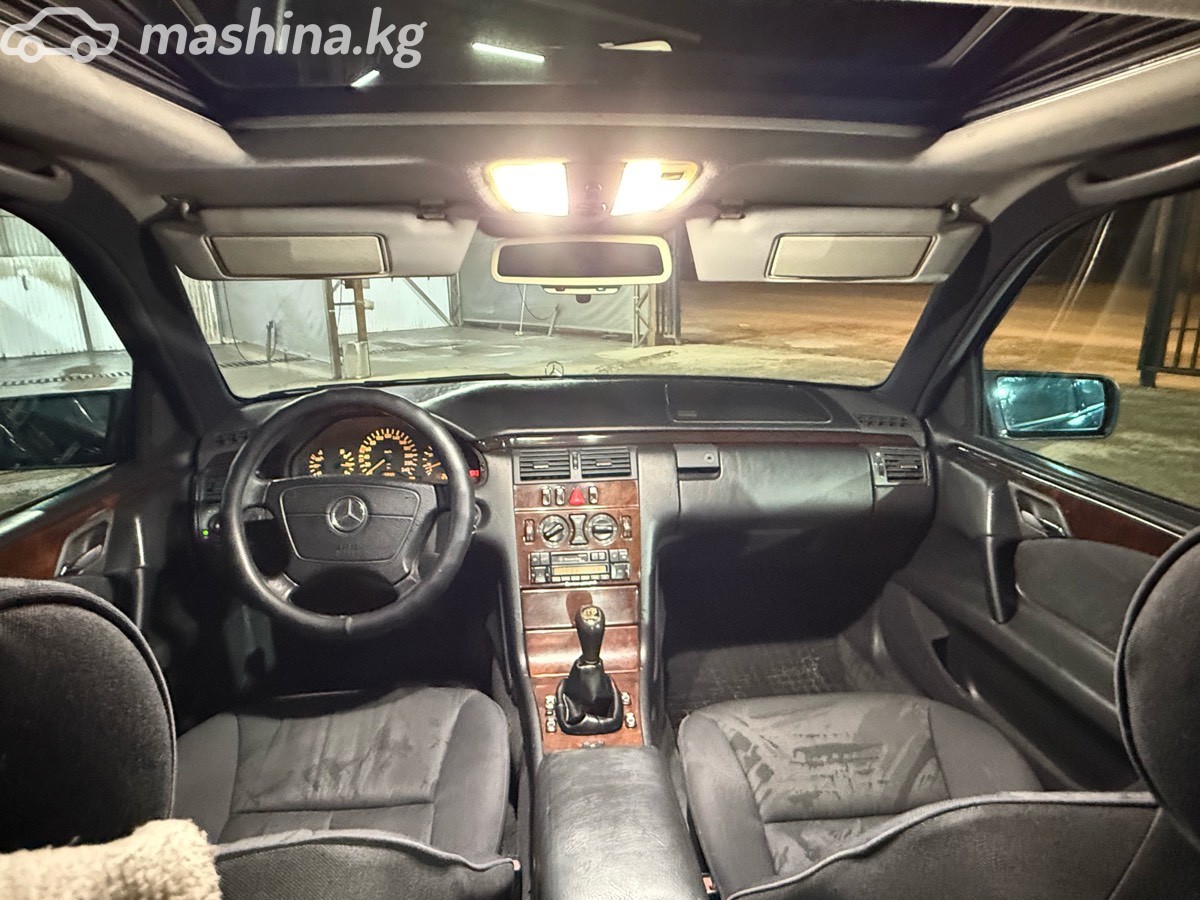 Mercedes-Benz E-Класс II (W210, S210) фото номер 5
