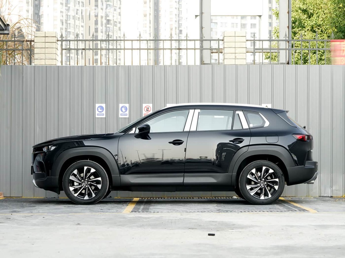 Mazda CX-50 фото номер 5