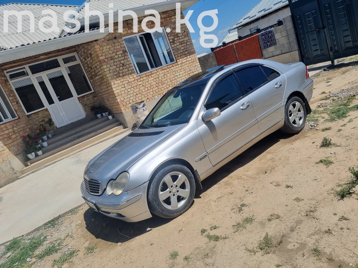 Продажа Mercedes-Benz C-Класс II (W203) 2002 фото номер 3