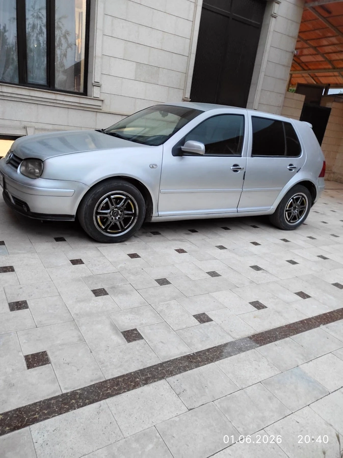 Продажа Volkswagen Golf IV 2001 миниатюра 2
