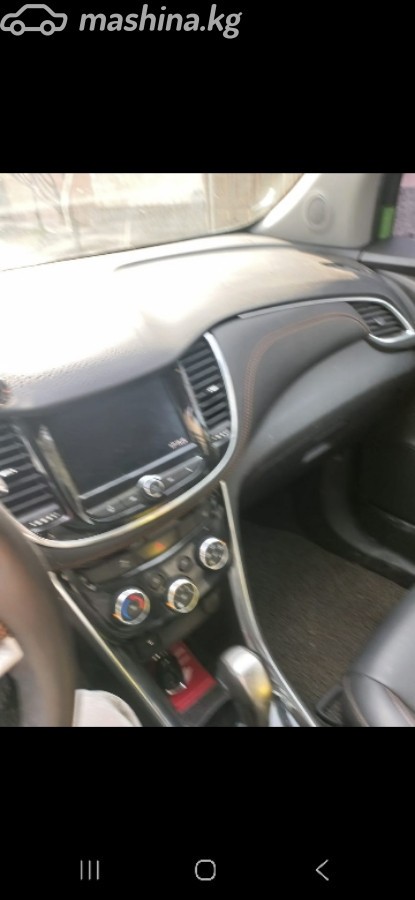 Chevrolet Trax I Рестайлинг фото номер 9
