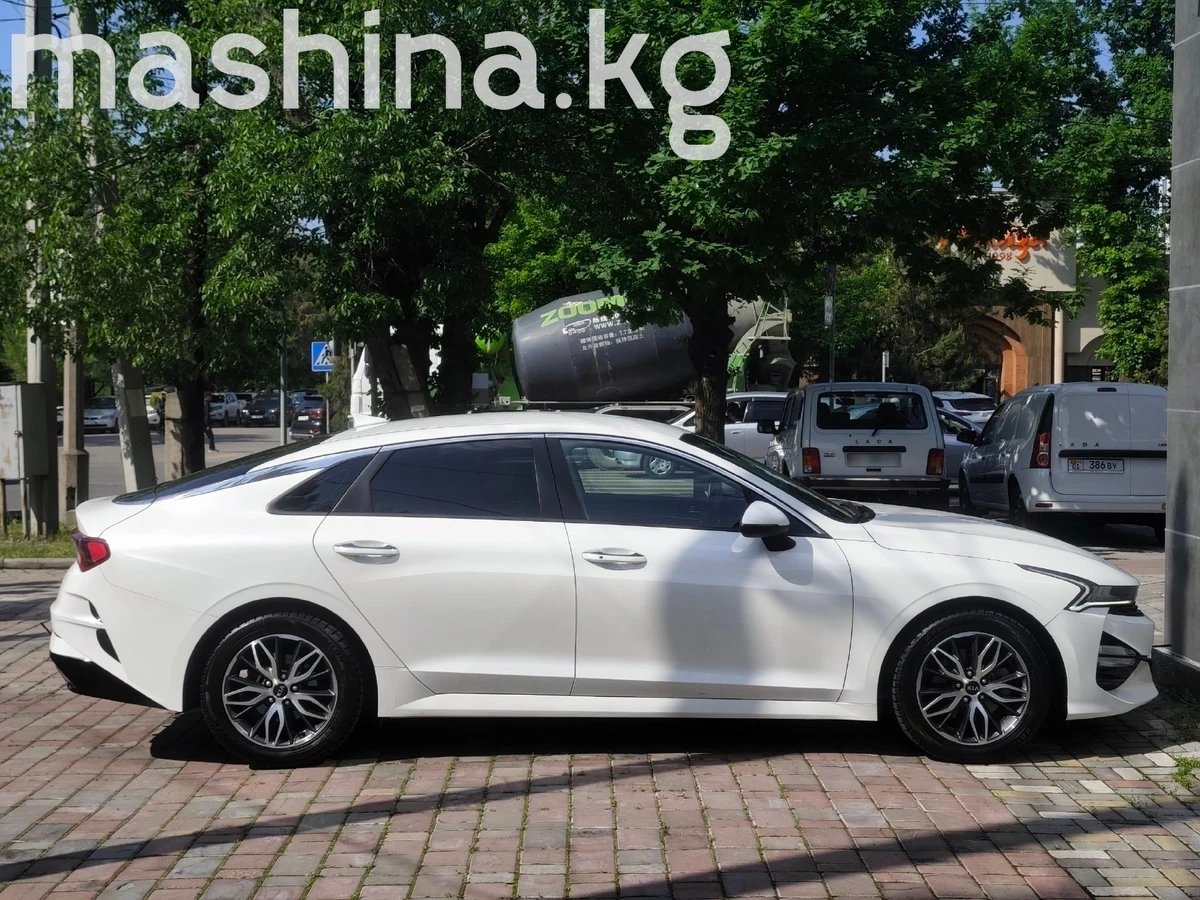 Продажа Kia K5 III 2021