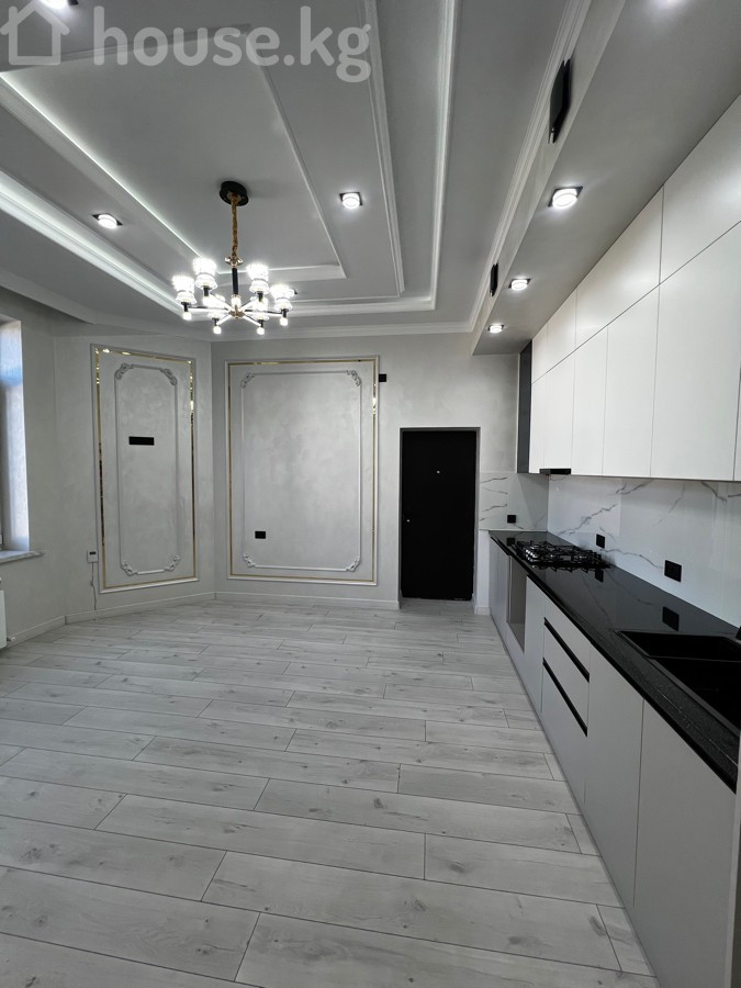 Дом, 6 и более комнат, 250 м2 фото номер 5